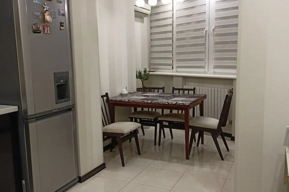 Продаётся 2-комнатная квартира, 57 м²