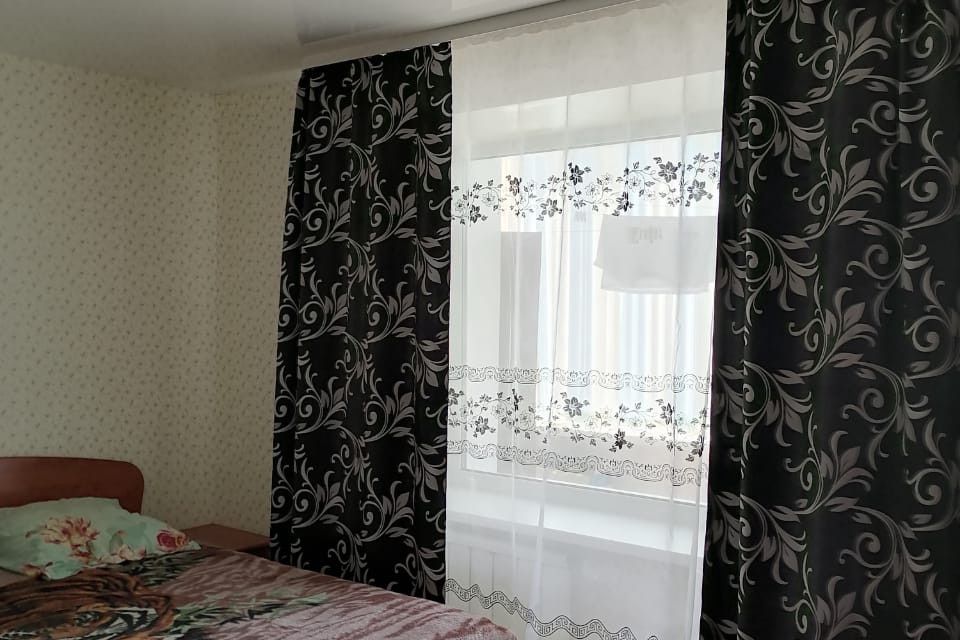 Продаётся 4-комнатная квартира, 79.9 м²