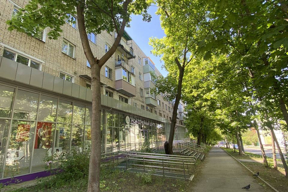 Продаётся 3-комнатная квартира, 58.9 м²