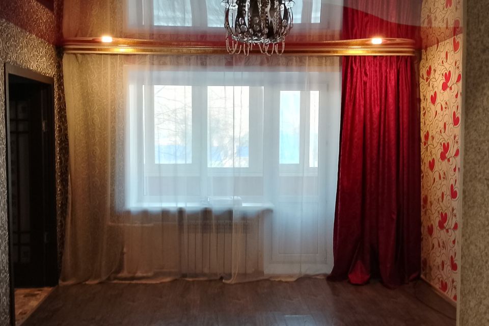 Продаётся 3-комнатная квартира, 62.3 м²