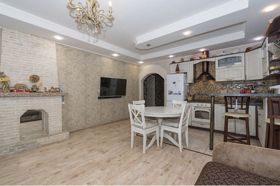 Продаётся 2-комнатная квартира, 68 м²