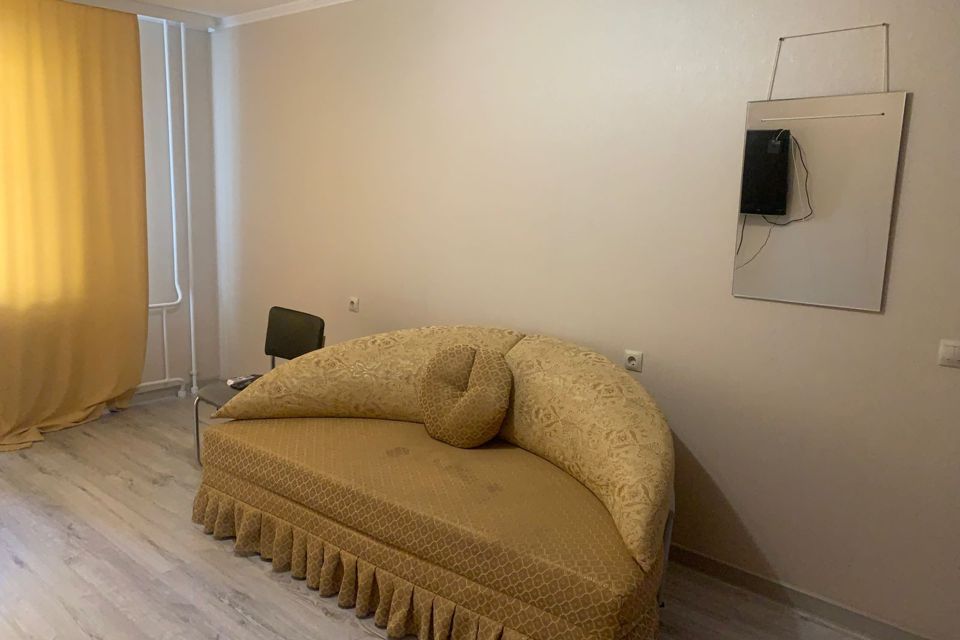 Продаётся 1-комнатная квартира, 37 м²