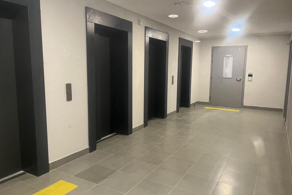 Продаётся 1-комнатная квартира, 42 м²