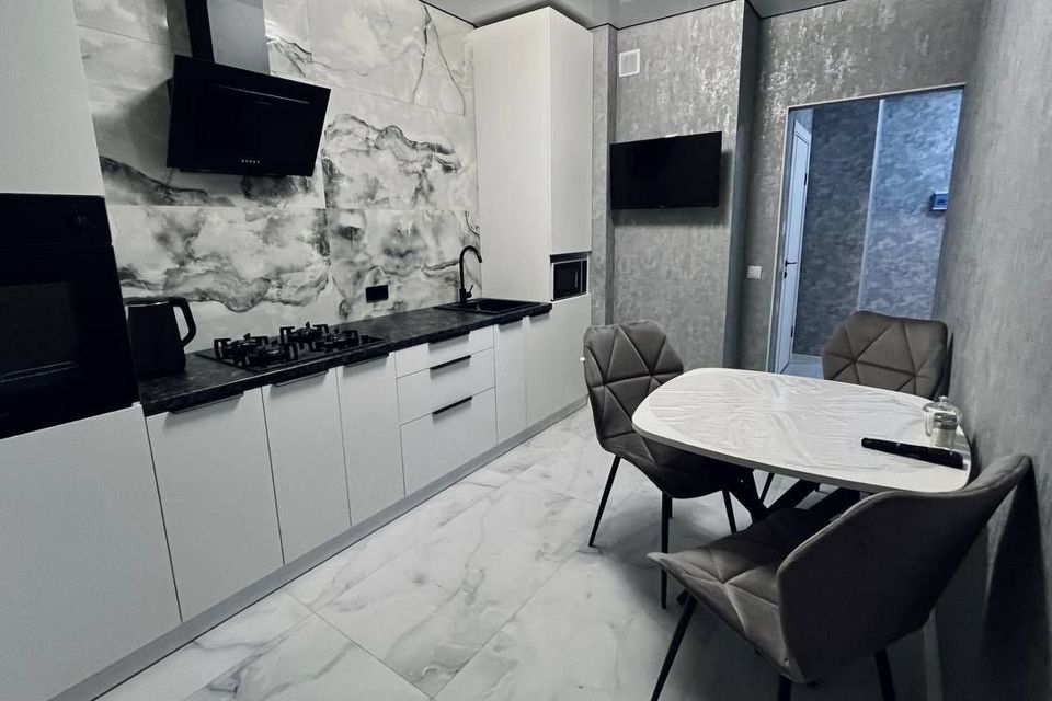 Сдаётся 1-комнатная квартира, 45 м²