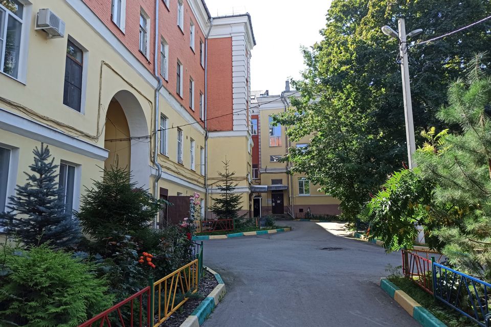 Продаётся 1-комнатная квартира, 35.6 м²