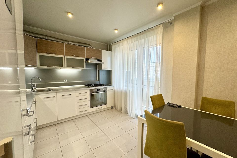 Продаётся 1-комнатная квартира, 50 м²