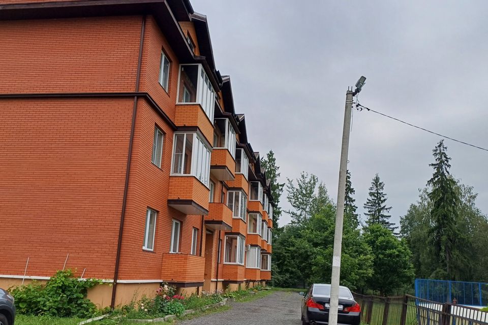 Продаётся 4-комнатная квартира, 150 м²