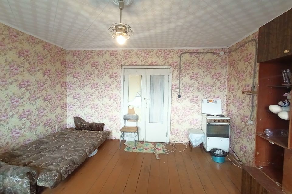 Продаётся 4-комнатная квартира, 75.8 м²