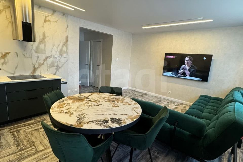Продаётся 3-комнатная квартира, 64 м²