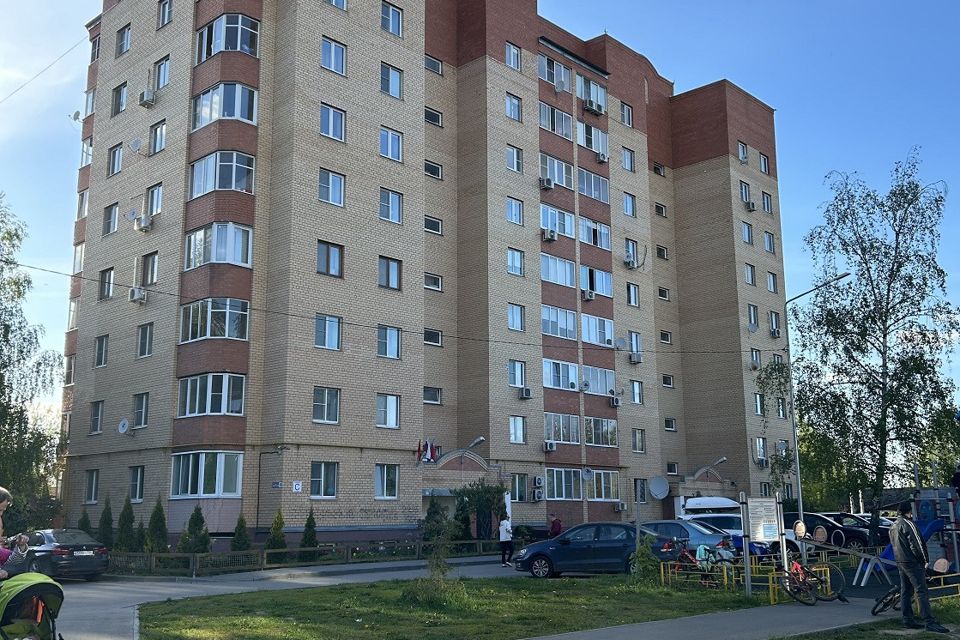 Продаётся 2-комнатная квартира, 68.1 м²