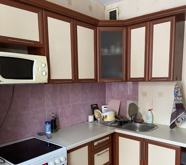 Сдаётся 1-комнатная квартира, 42 м²