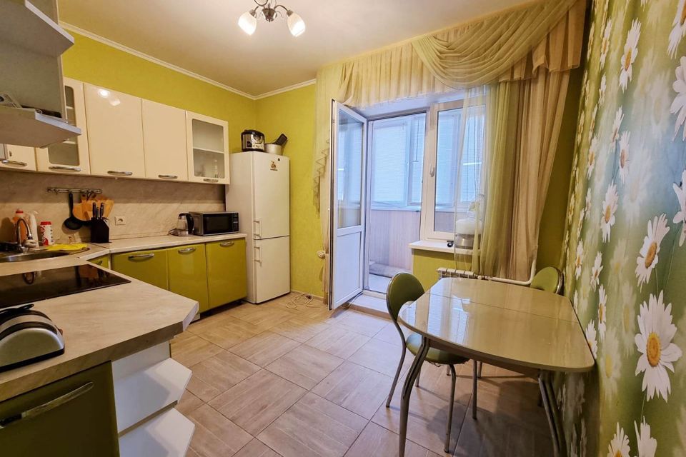 Продаётся 1-комнатная квартира, 39.6 м²