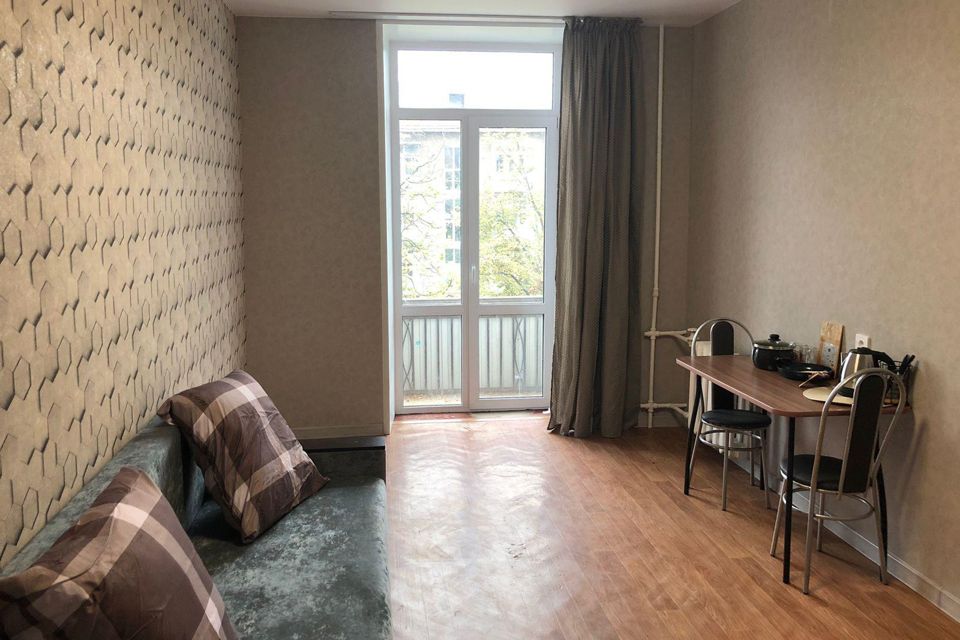Продаётся комната в 3-комн. квартире, 17.5 м²