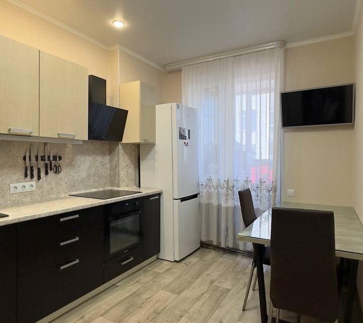 Продаётся 1-комнатная квартира, 39.8 м²