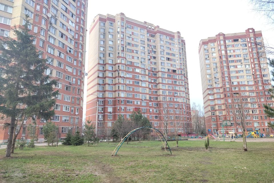 Продаётся 4-комнатная квартира, 120 м²