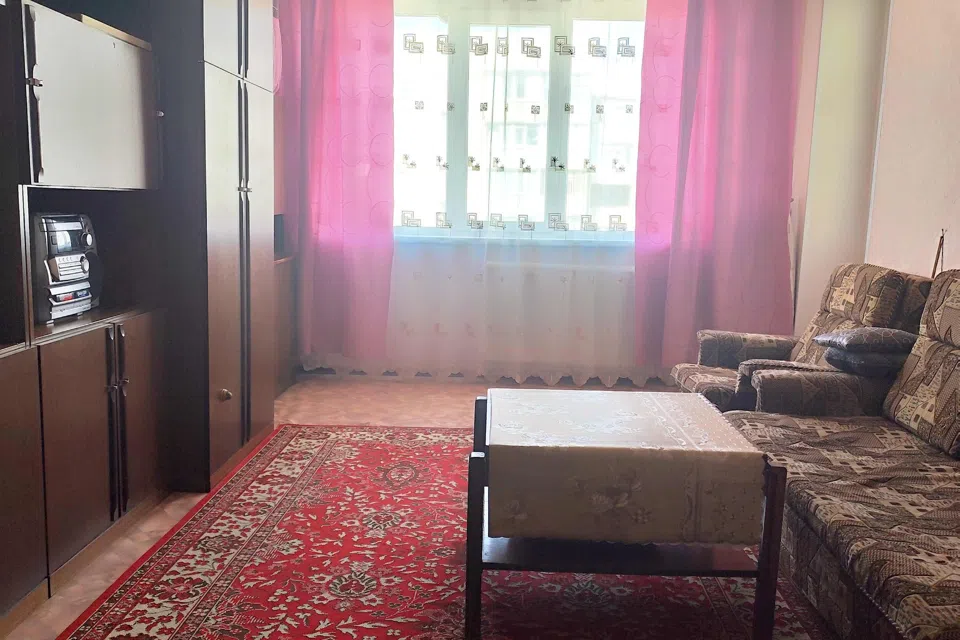 Продаётся 3-комнатная квартира, 74 м²