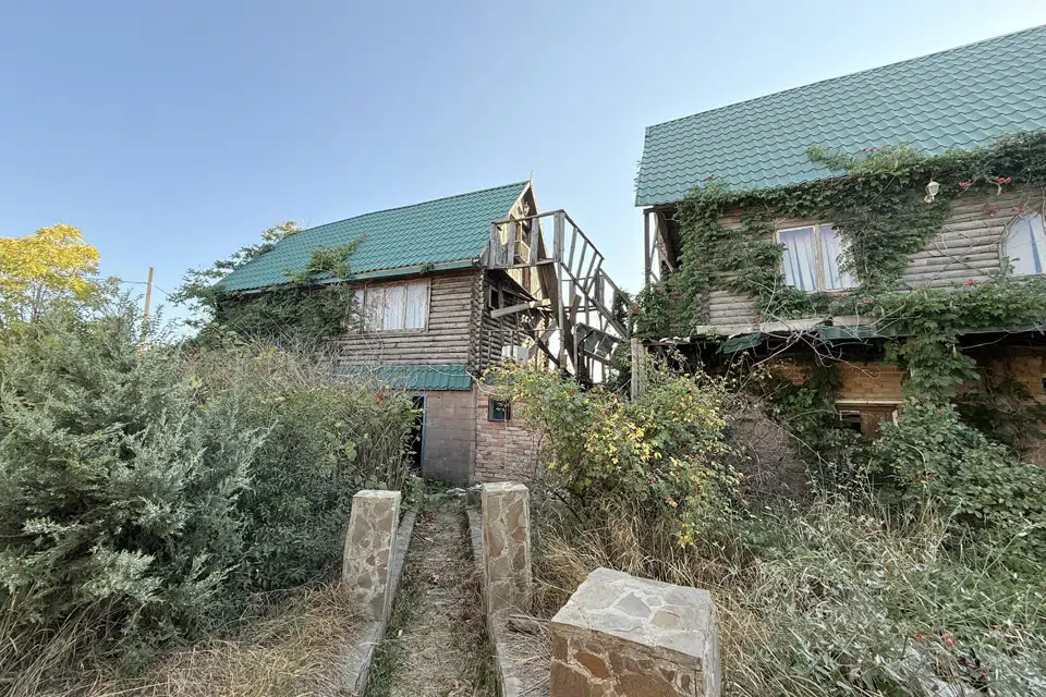 Продаётся 2-этажный дом, 160 м²