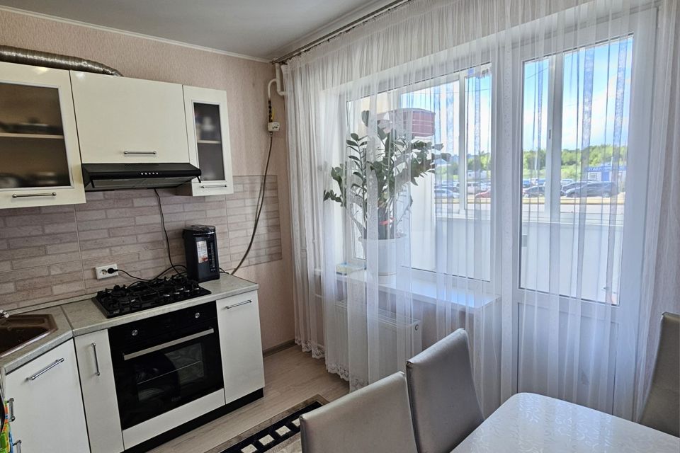 Продаётся 1-комнатная квартира, 37 м²