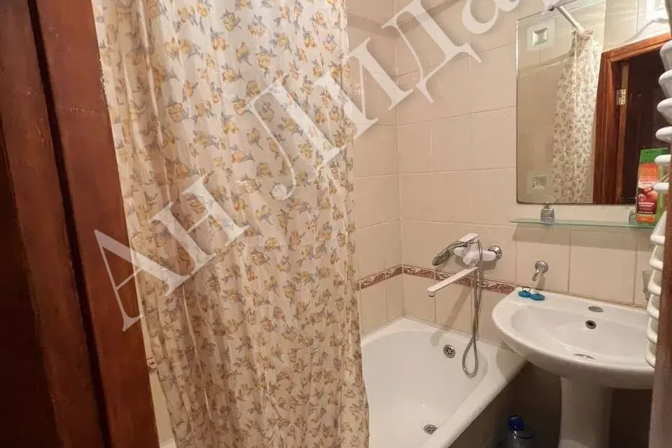 Продаётся 3-комнатная квартира, 71 м²
