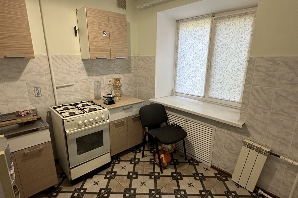 Продаётся 2-комнатная квартира, 41.8 м²