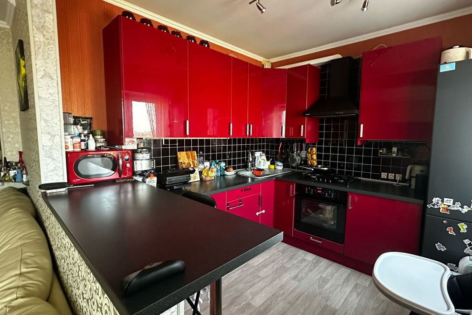 Продаётся 3-комнатная квартира, 64 м²