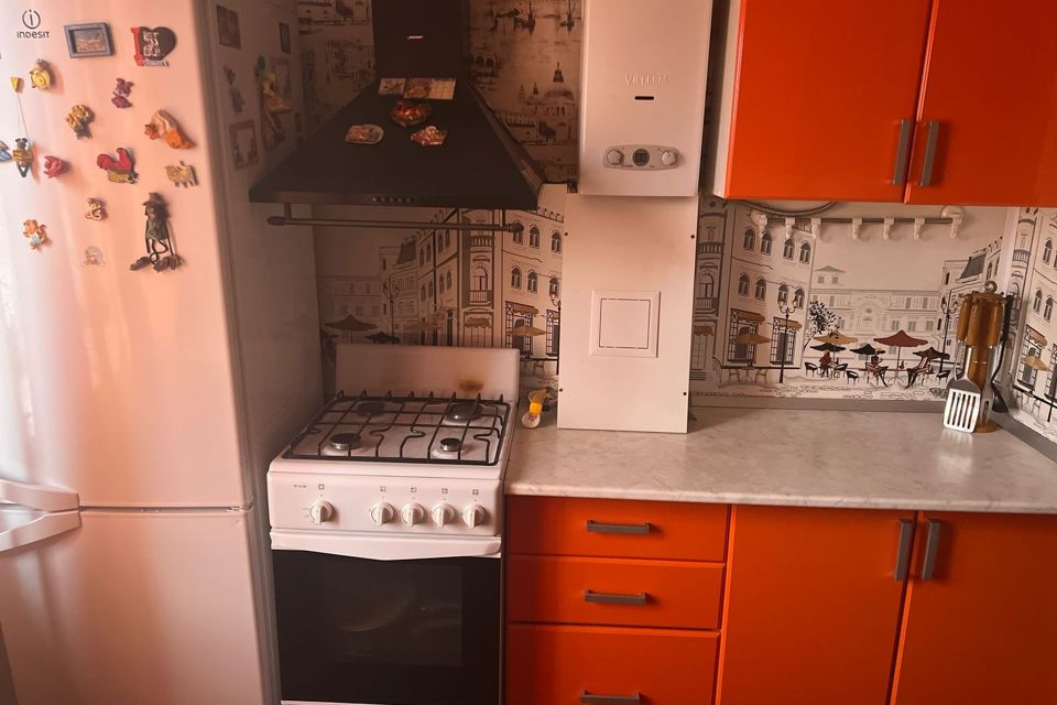 Продаётся 2-комнатная квартира, 35.4 м²
