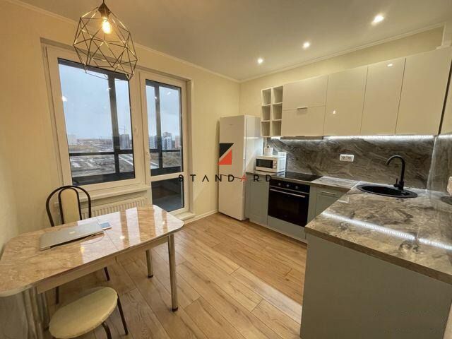 Продаётся 1-комнатная квартира, 37 м²
