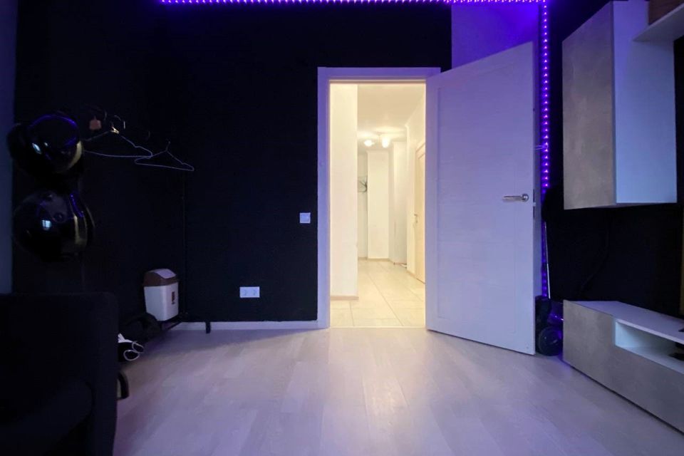 Продаётся 2-комнатная квартира, 65 м²
