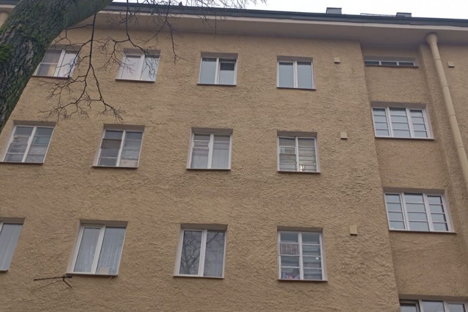 Продаётся 3-комнатная квартира, 63.3 м²