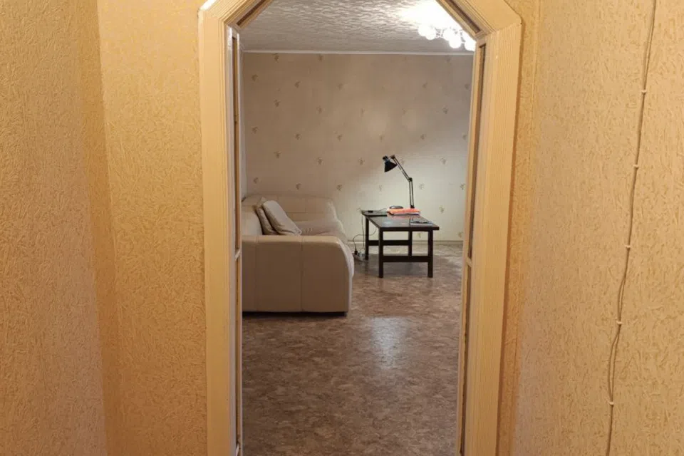 Продаётся 4-комнатная квартира, 107 м²