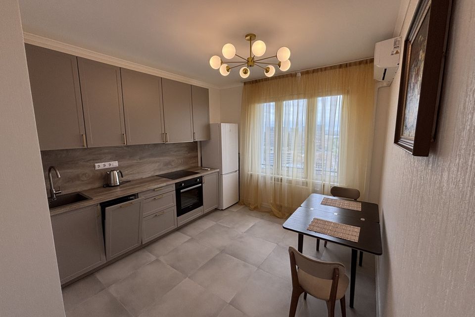Сдаётся 1-комнатная квартира, 39 м²