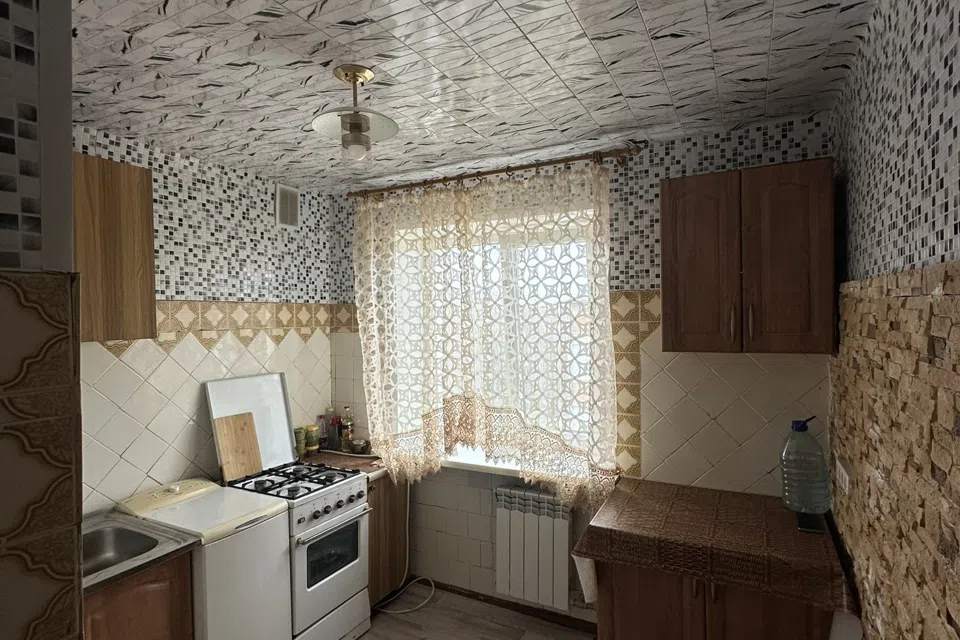 Продаётся 3-комнатная квартира, 57 м²