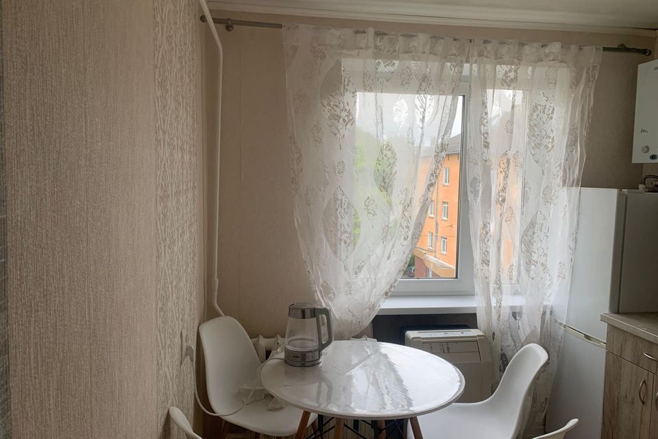 Сдаётся 1-комнатная квартира, 30 м²