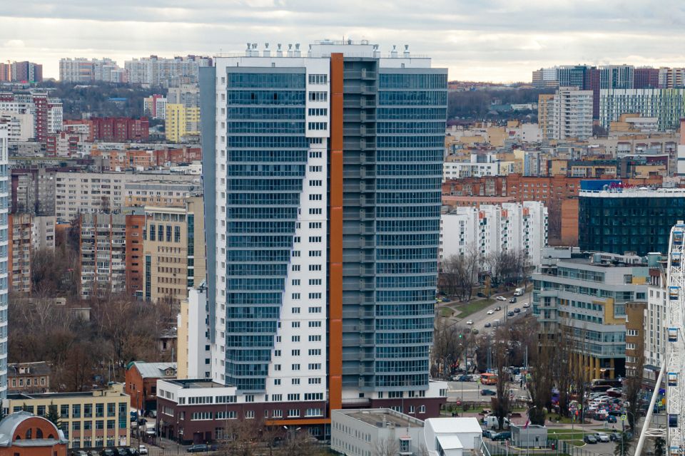 Продаётся 1-комнатная квартира, 62.8 м²