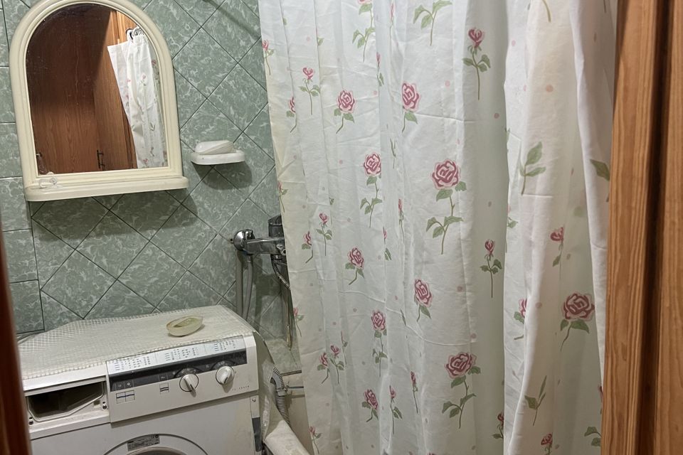 Продаётся 4-комнатная квартира, 74 м²