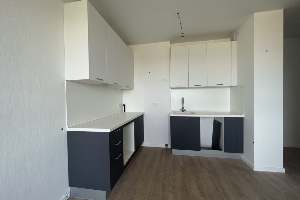 Продаётся 3-комнатная квартира, 52.1 м²