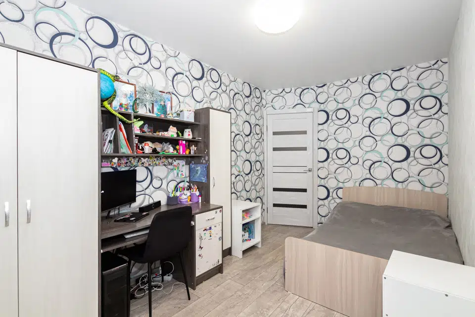 Продаётся 3-комнатная квартира, 58.2 м²