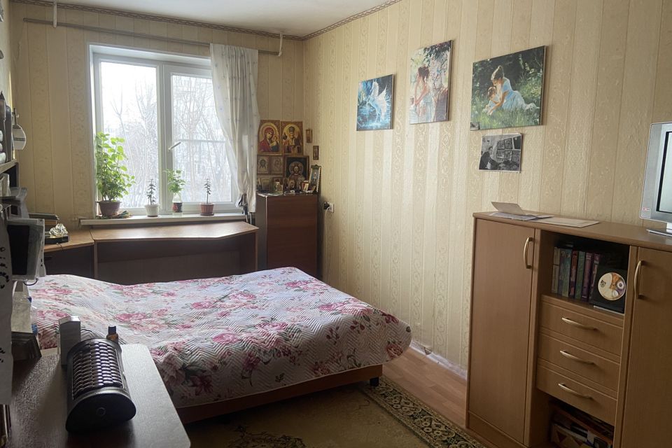 Продаётся 4-комнатная квартира, 77.3 м²