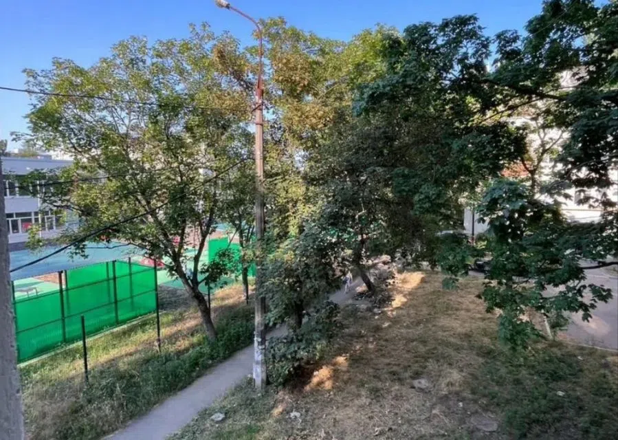 Продаётся 3-комнатная квартира, 52.8 м²