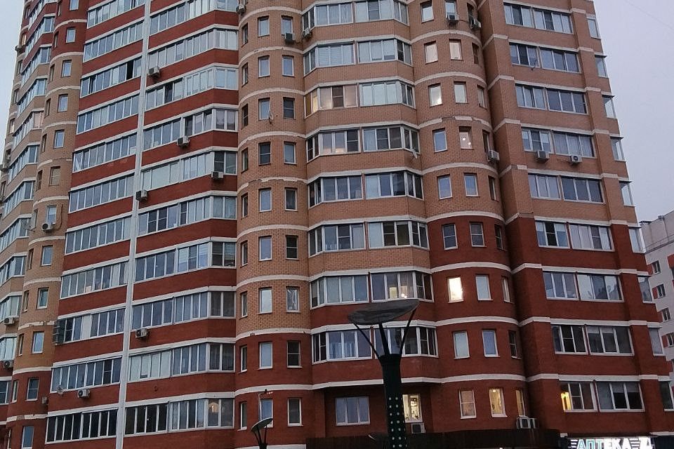 Продаётся 1-комнатная квартира, 43 м²