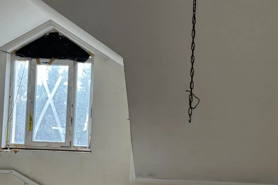 Продаётся 2-этажный дом, 340 м²
