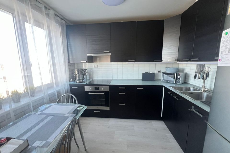 Продаётся 4-комнатная квартира, 80 м²