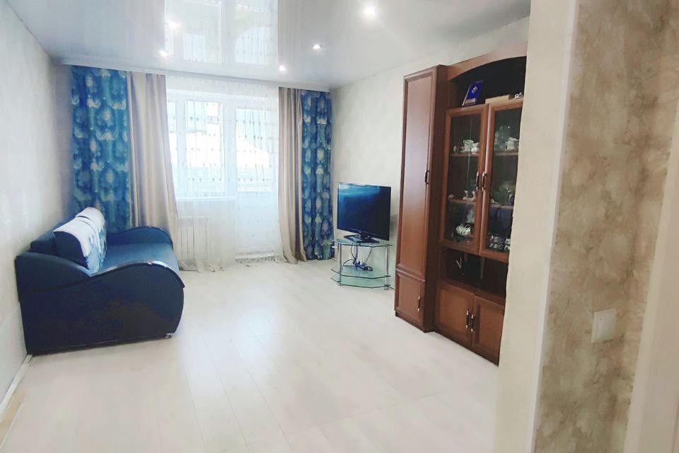 Продаётся 1-комнатная квартира, 37.2 м²