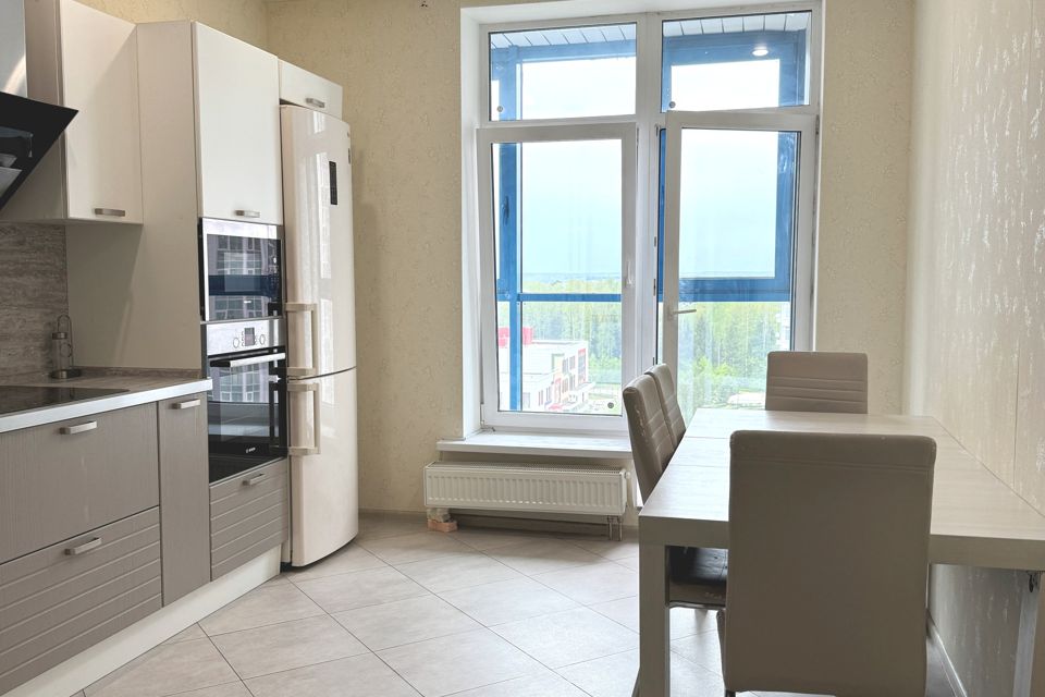 Продаётся 2-комнатная квартира, 66.4 м²