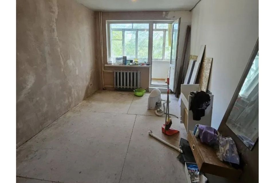 Продаётся 3-комнатная квартира, 58.8 м²