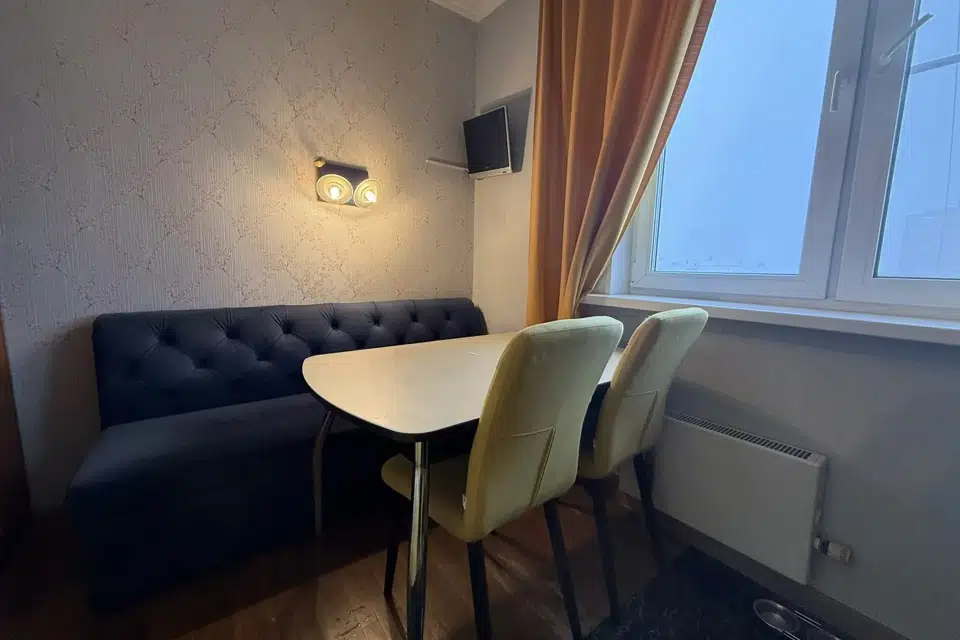 Продаётся 1-комнатная квартира, 37.2 м²