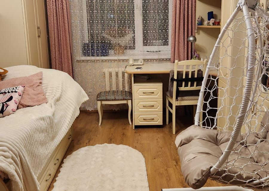 Продаётся 2-комнатная квартира, 61.8 м²