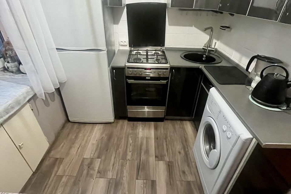 Продаётся 2-комнатная квартира, 40.6 м²