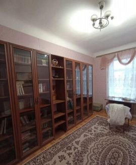 Продаётся 4-комнатная квартира, 100 м²