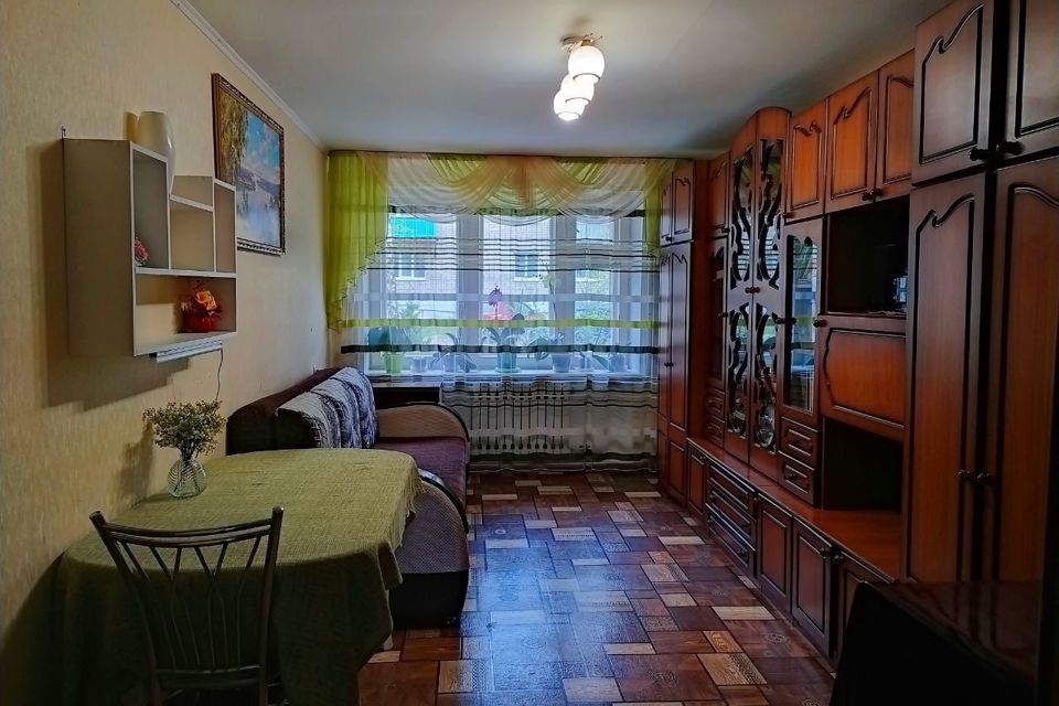 Продаётся 3-комнатная квартира, 56.4 м²
